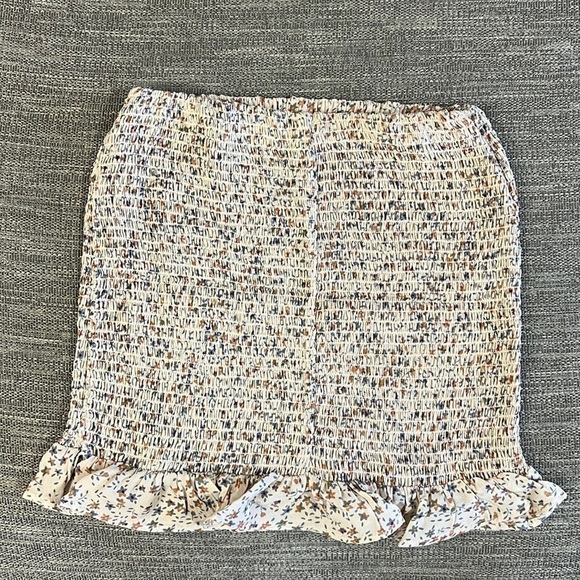 NWOT Love Tree Cropped Tie Top w/ Ruffle Skirt - Picture 5 of 6